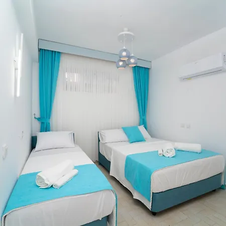 Royal Beach Отель