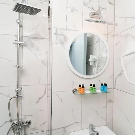Royal Beach Отель 5*