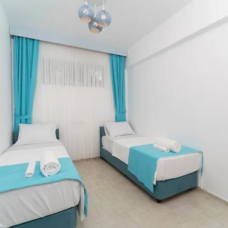 Royal Beach Hotel