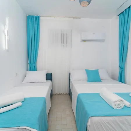 Royal Beach Hotel 5*