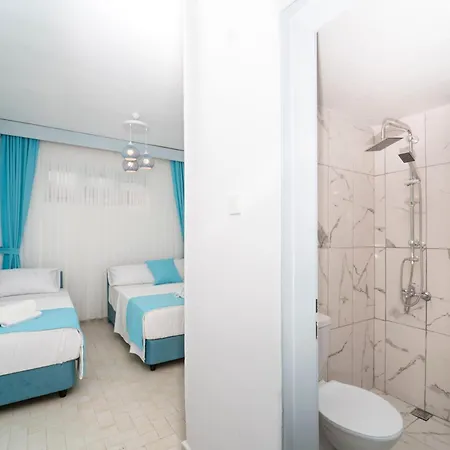 Hotel Royal Beach 5*