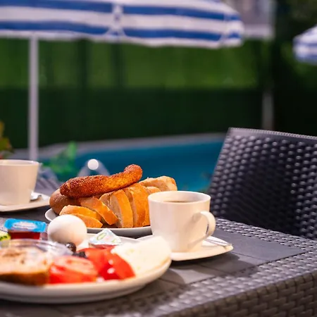 Royal Beach Hotel